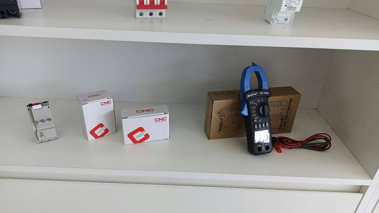 ZAYOUNA MOBILES & LOGISTICS SERVICES COMPANY showroom display